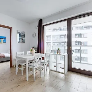2 Bedroom Balcony Ac Arkadia Shopping Mall Варшава